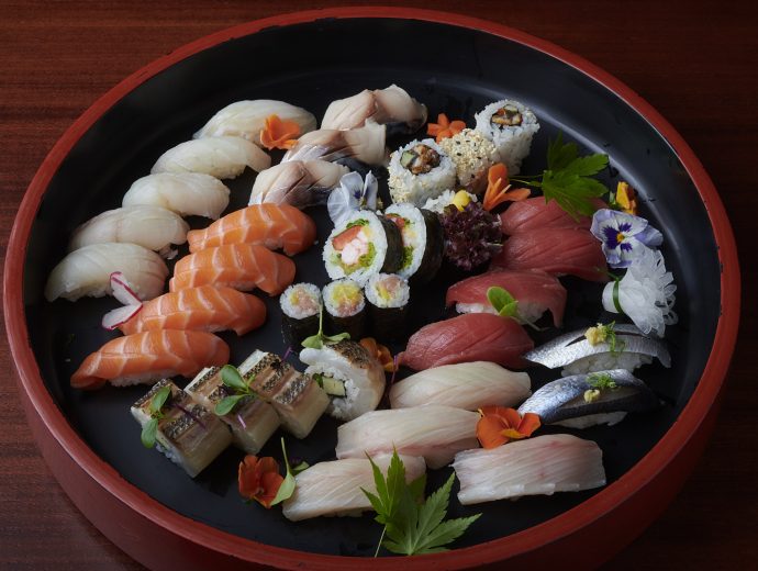 sushiya-catering-Juni-2022_8506426-1536px